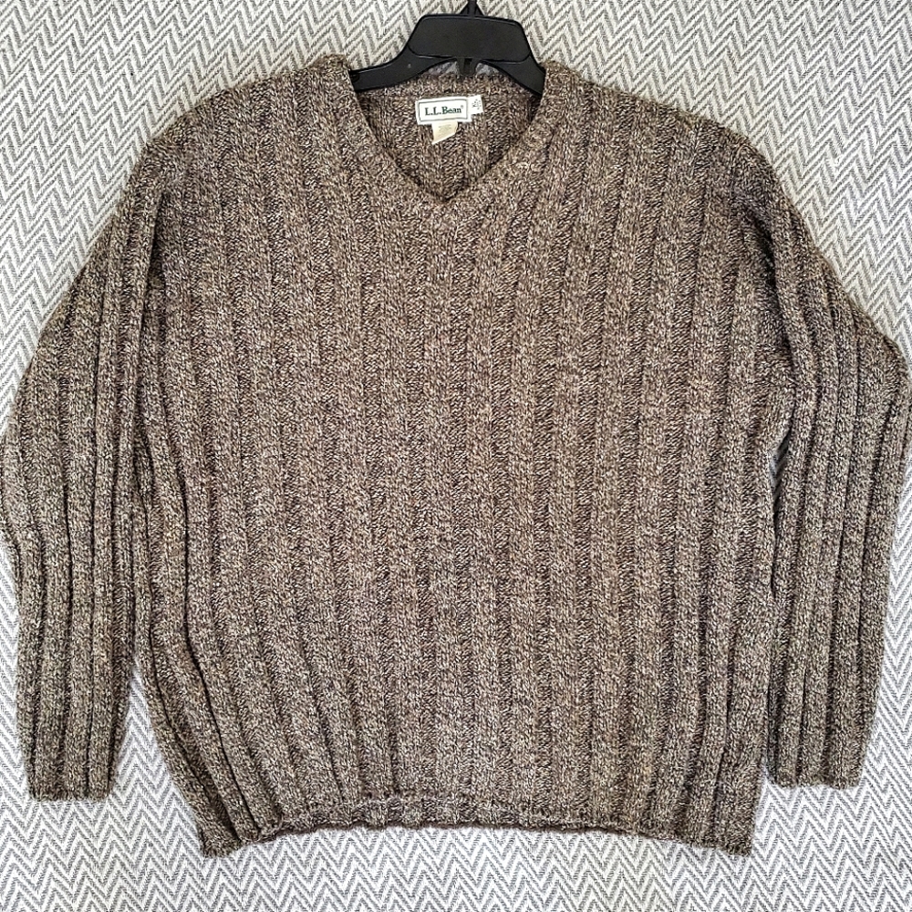 Sz XL L. L. Bean Heavy Warm Gray Sweater
